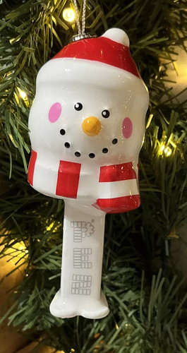 2022 pez candy dispenser - pez,