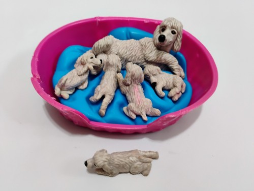 Vintage puppy pocket - in, my