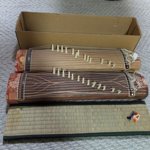 Japanese musical mini koto - musical,