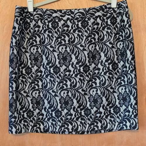 Worthington black cream - worthington, floral