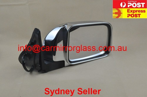 New door mirror for nissan - new,