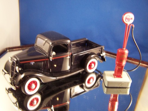 Danbury mint 1935 ford - danbury,