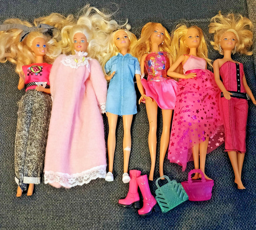 Lot barbie fashion - of, 6