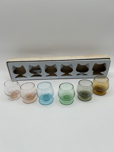 Vtg etched glass mini brandy - glass,