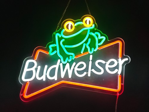 X13 vintage style - vintage, frog