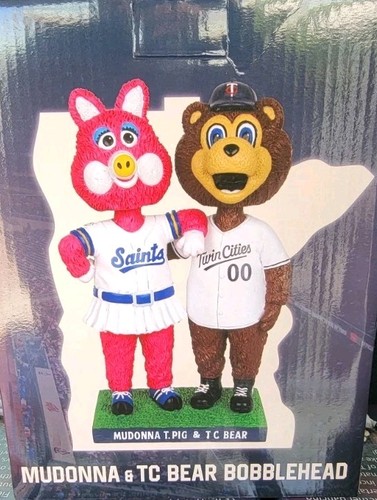 Bear mudonna mascot dual - mudonna,