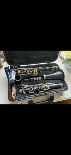 Yamaha 250 clarinet with case - 250,