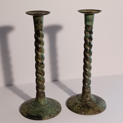 Vintage green patina twisted - patina,