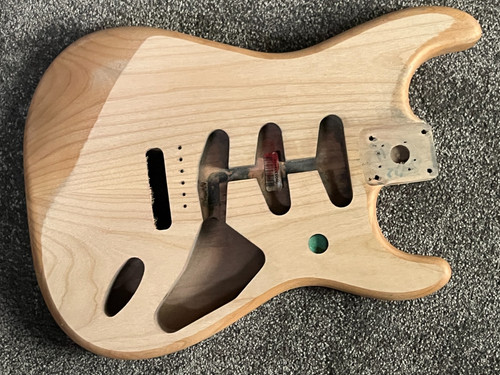 Fender mim stratocaster body - fender,