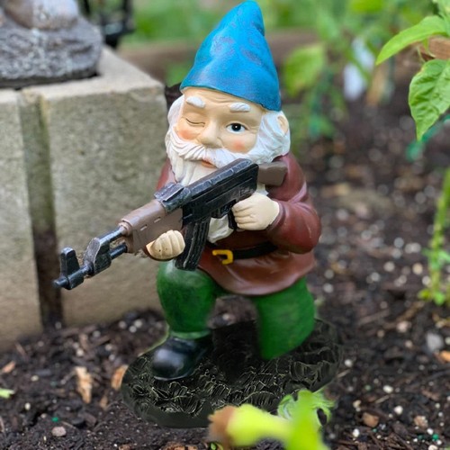 Tirifer garden statue gnome - statue,