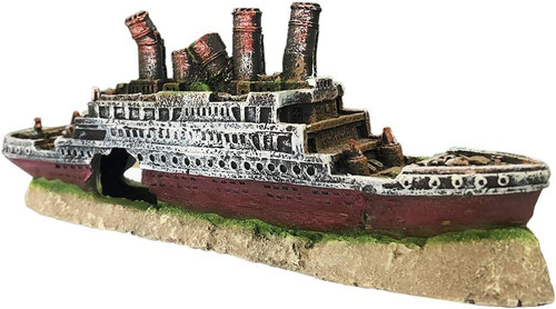 Aquarium titanic shipwreck - aquarium,