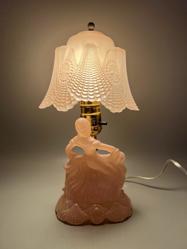 1930 pink satin camphor - 1930's,