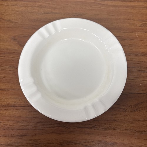 Vintage white porcelain - vintage-white,