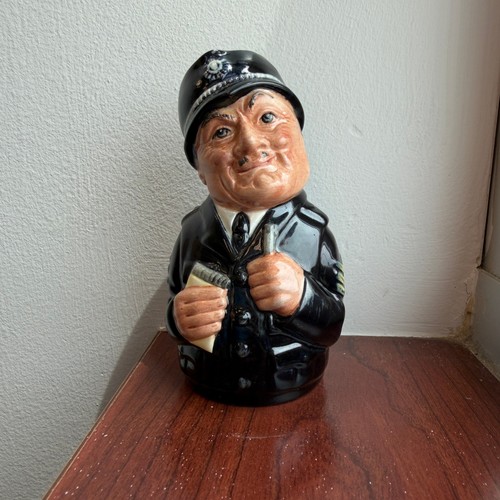Royal doulton sgt peeler - royal, 4"