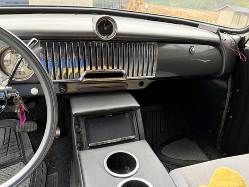 1952 chevrolet c10 - panel,