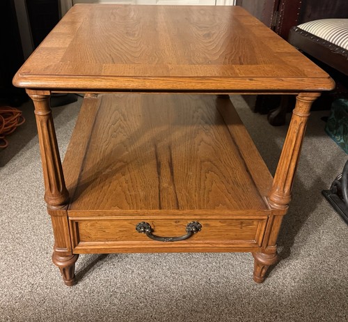 Henredon end side - end/side, 22x26