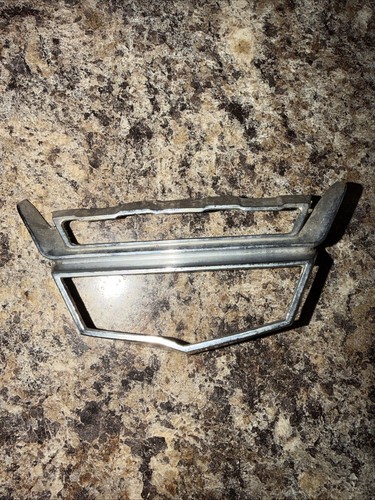 Ford hood emblem - hood,