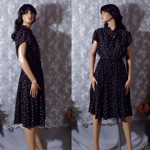 Vintage 70s floral - vintage, size