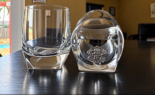 Johnnie walker blue set - walker, of
