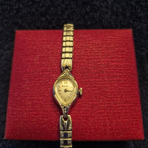 Vintage ladies bulova m7 - ladies,