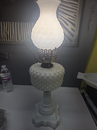Early 1900 fenton - early, white
