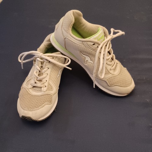 Vintage kangaroos neon - kangaroos,