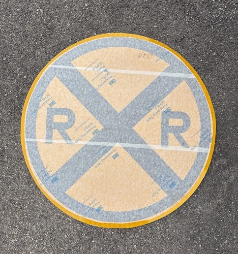 Railroad crossing sign - crossing,