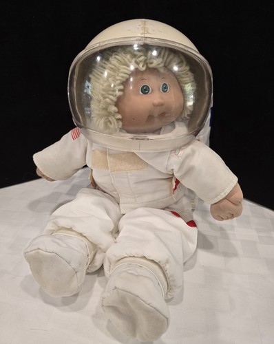 Vtg 1983 young astronaut - vtg,