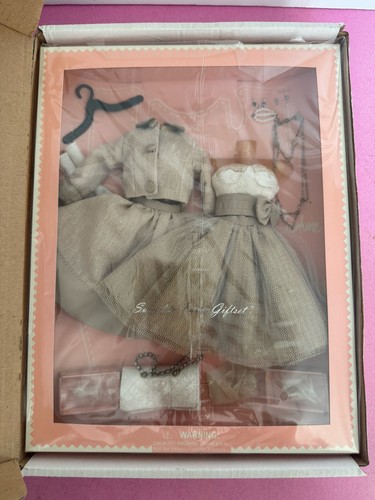 Dressmaker details suited - 12",