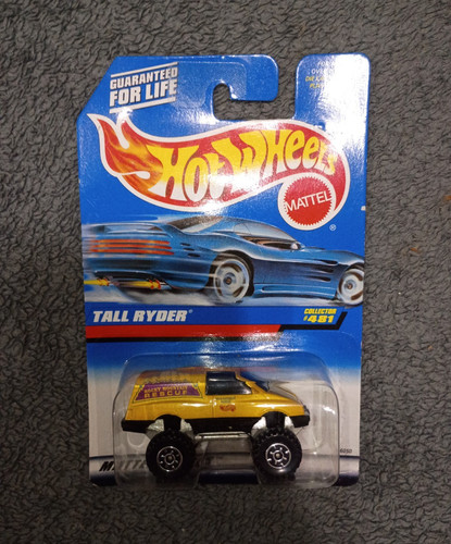 Hot wheels tall ryder - hot,