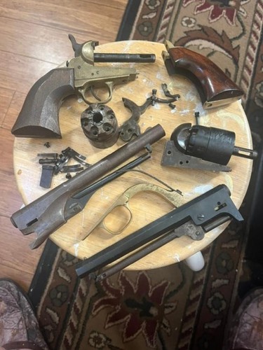 1860 army 1851 navy - 1851, pistol