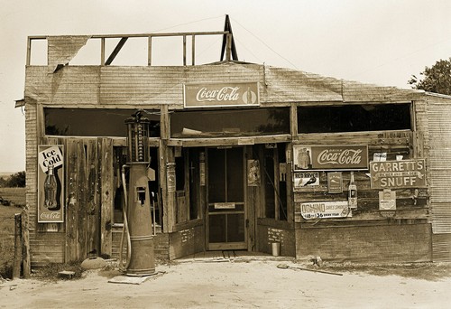 1939 country store - country,