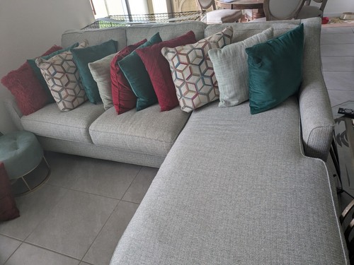 Cindy crawford sofa with - crawford,