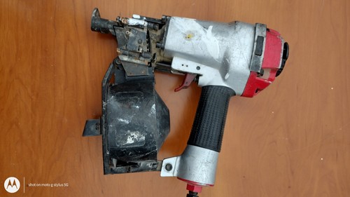 Roofing nail gun harbor - gun,
