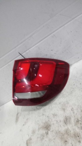 Driver left tail - tail, light