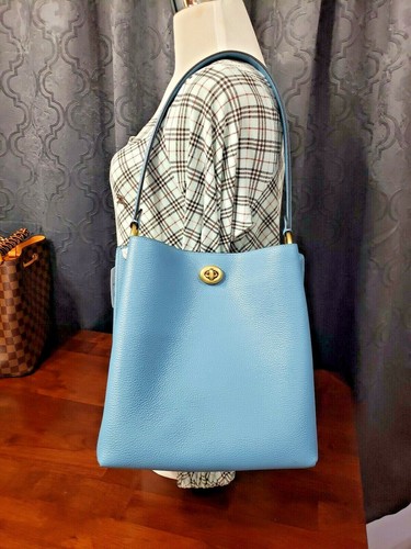 Auth coach polished - coach,