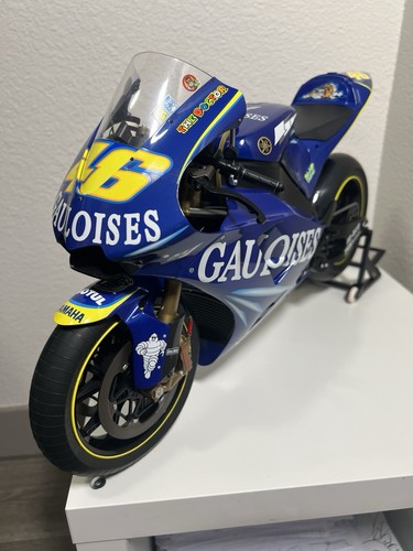 Minichamps yamaha yzr m1 - minichamps, 1/4