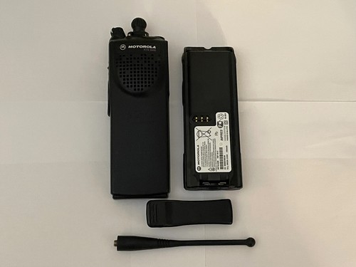 Motorola xts3000 model - i, uhf
