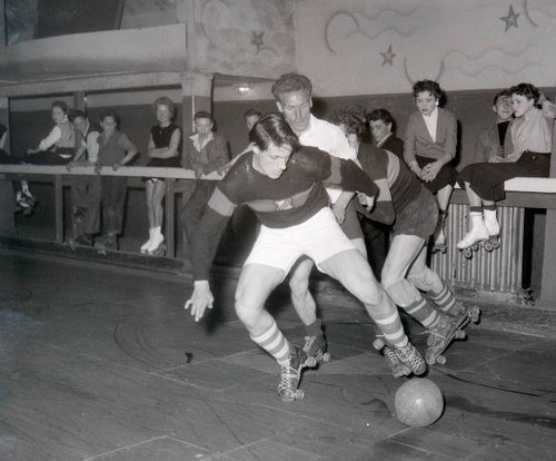 Roller skating football - roller,