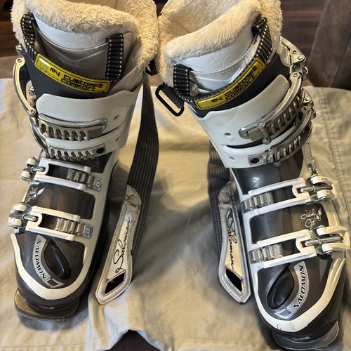 Female ski boots - ski,