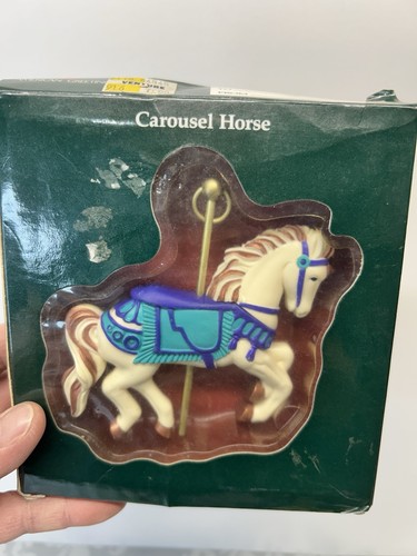 American greetings carousel - greetings,