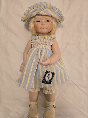 Geppeddo susie porcelain doll - geppeddo,
