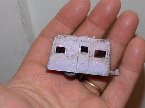 Vintage cast metal toy - toy, trailer