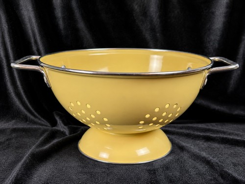 Vintage yellow enamelware - yellow,