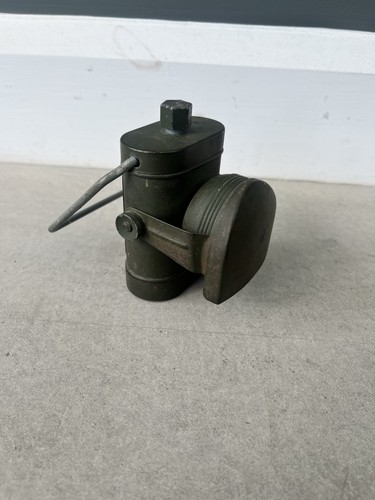 Vintage ww2 blackout lamp - ww2,
