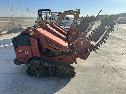 Ditch witch sk750 - witch, cut
