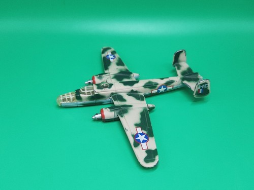 Maisto diecast 25j mitchell - b-25j,