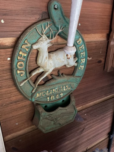 Vintage john deere 1847 - john, moline