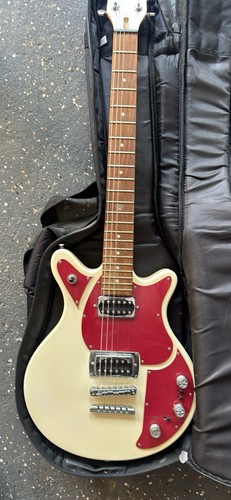 First act electric guitar - vw,