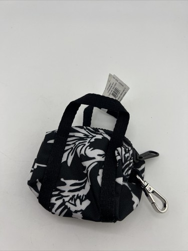 Vera bradley nylon dog - nylon, waste